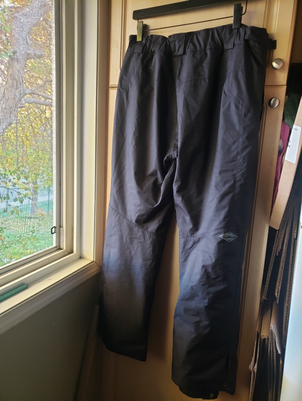 Columbia Men's Arctic Trip Omni Tech Black Ski Snowboard Pants - Picture 10 of 12